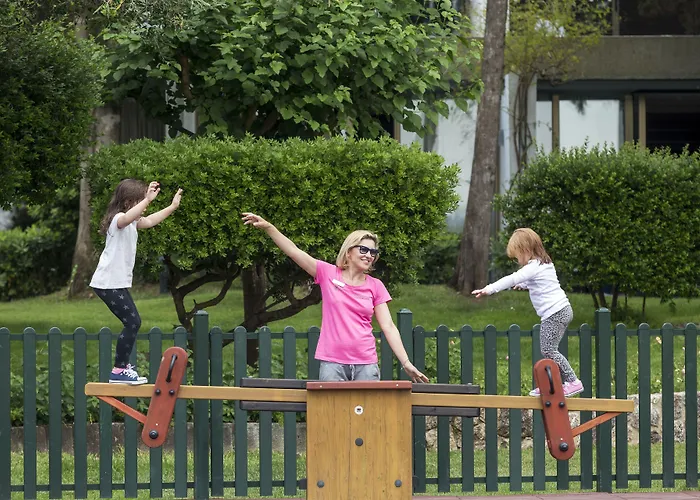 Bay & 5* Κοντόκαλι