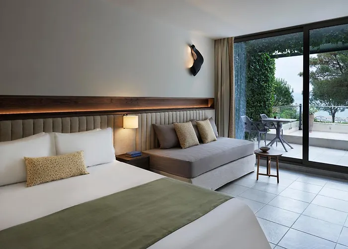 Θέρετρο Bay &