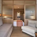 Bay & 5* Контокали