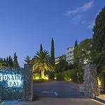 Bay & Resort 5*