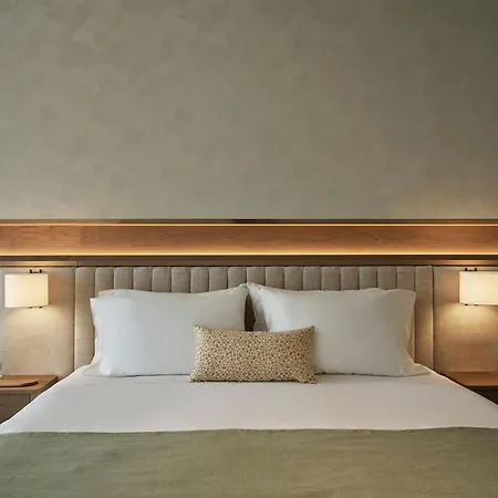 Bay & Resort 5*