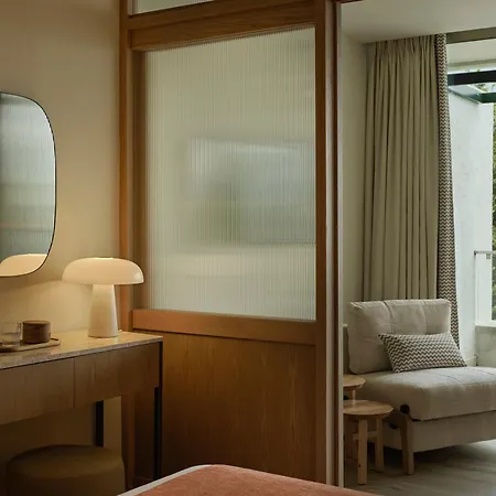 Bay & Resort 5*