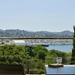 Bay & Κοντόκαλι