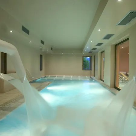 Bay & Resort 5*